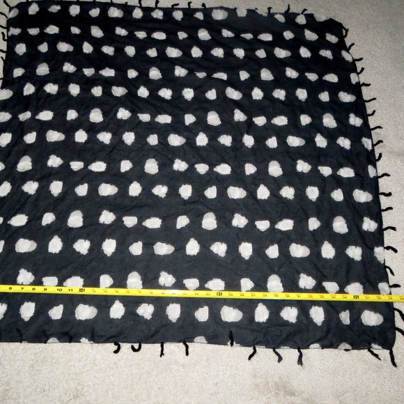 Black Square Scarf Wrap Sarong w/Modern White Polka Dot Print abt 39" x 39" - Picture 8 of 14